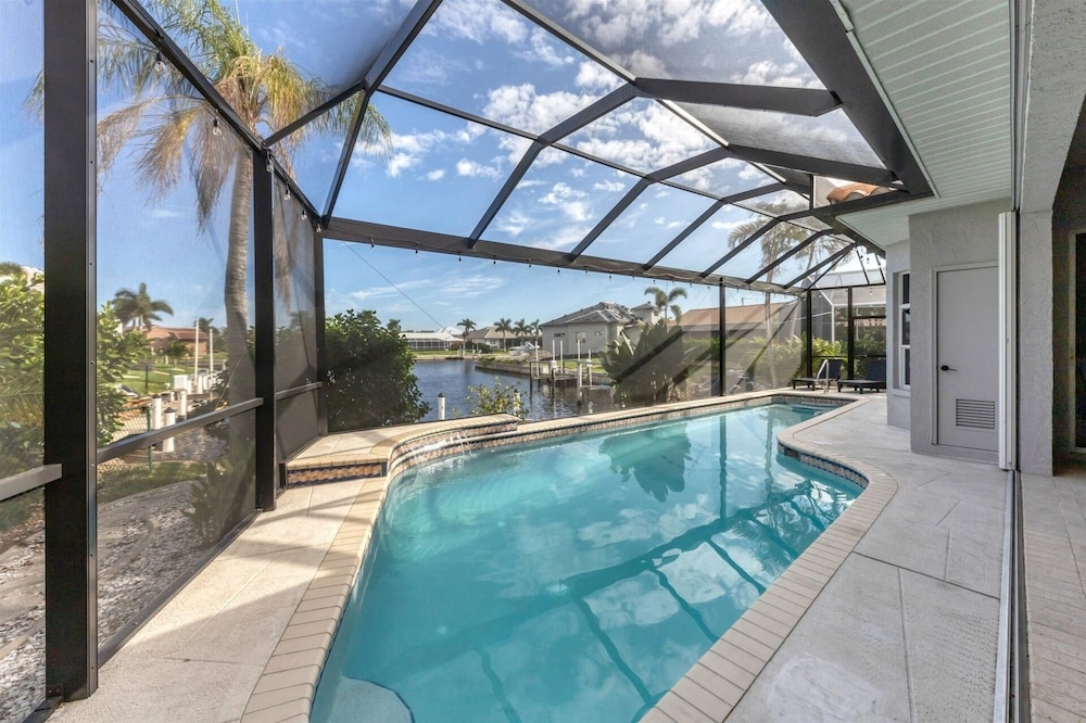 Punta Gorda 3-Bedroom Canalfront Vacation Home with Dock 3 Home
