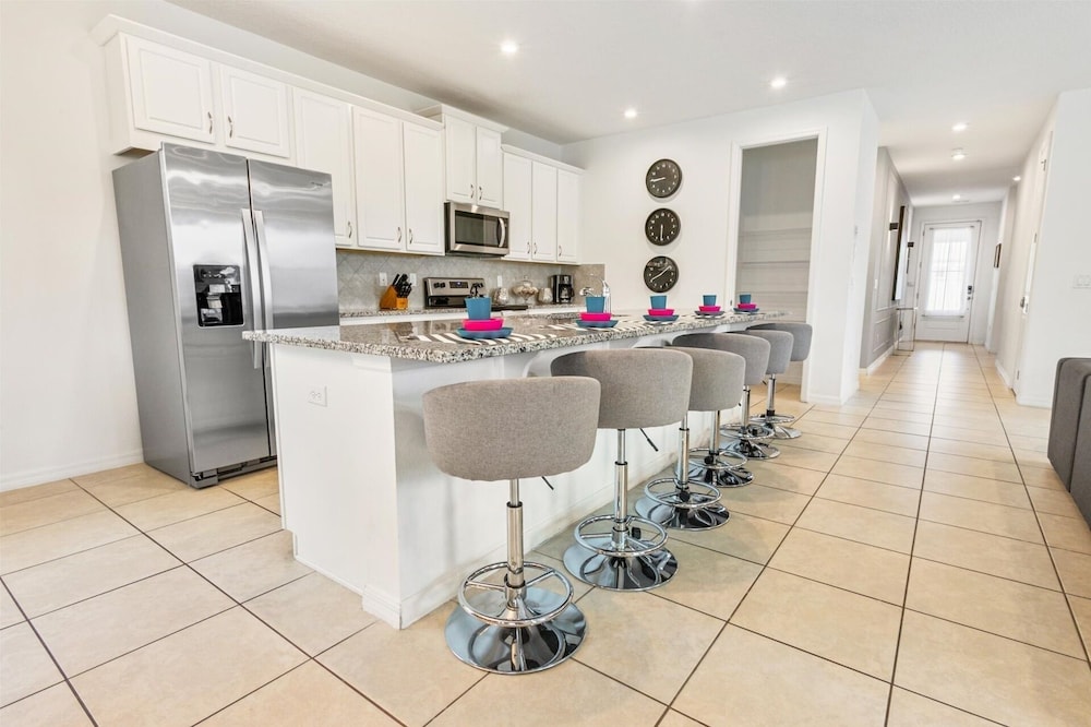 Solara Resort 6 Bedroom Private Pool+Spa Home 6 Home