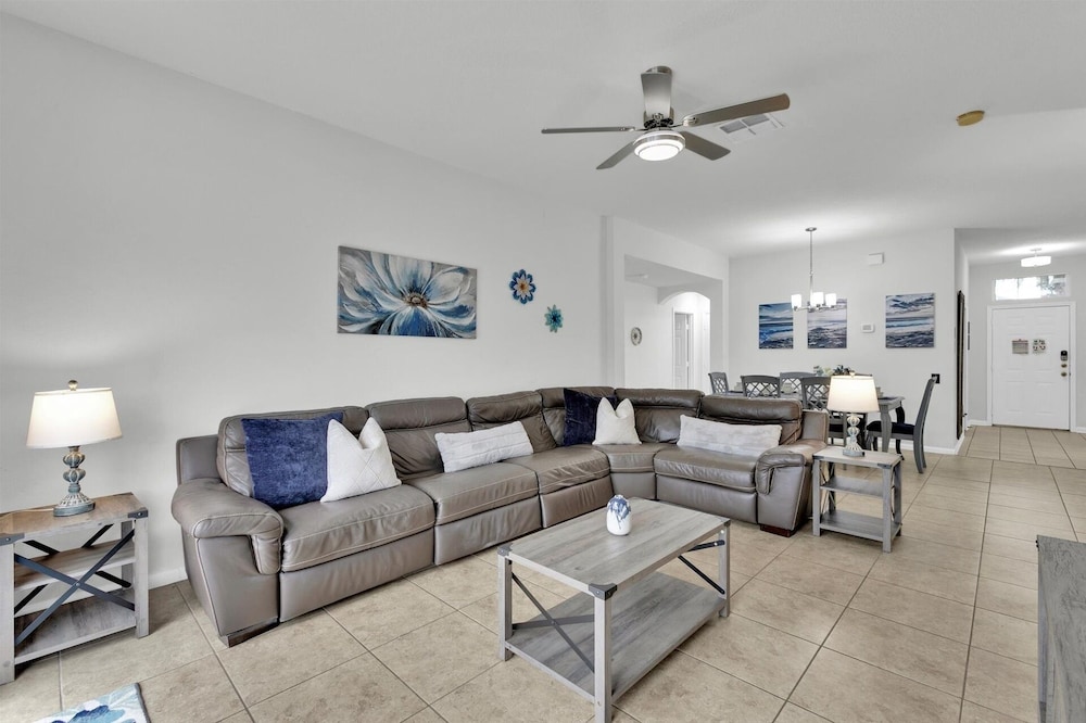 Windsor Palms Resort 4 Bedroom with Game Room 4 Home
