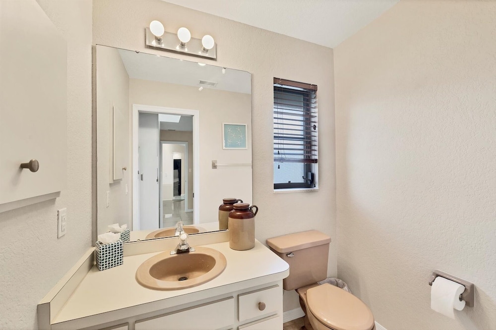 Punta Gorda Isles 3-Bedroom Canal-front Pool Home with Dock 3 Home