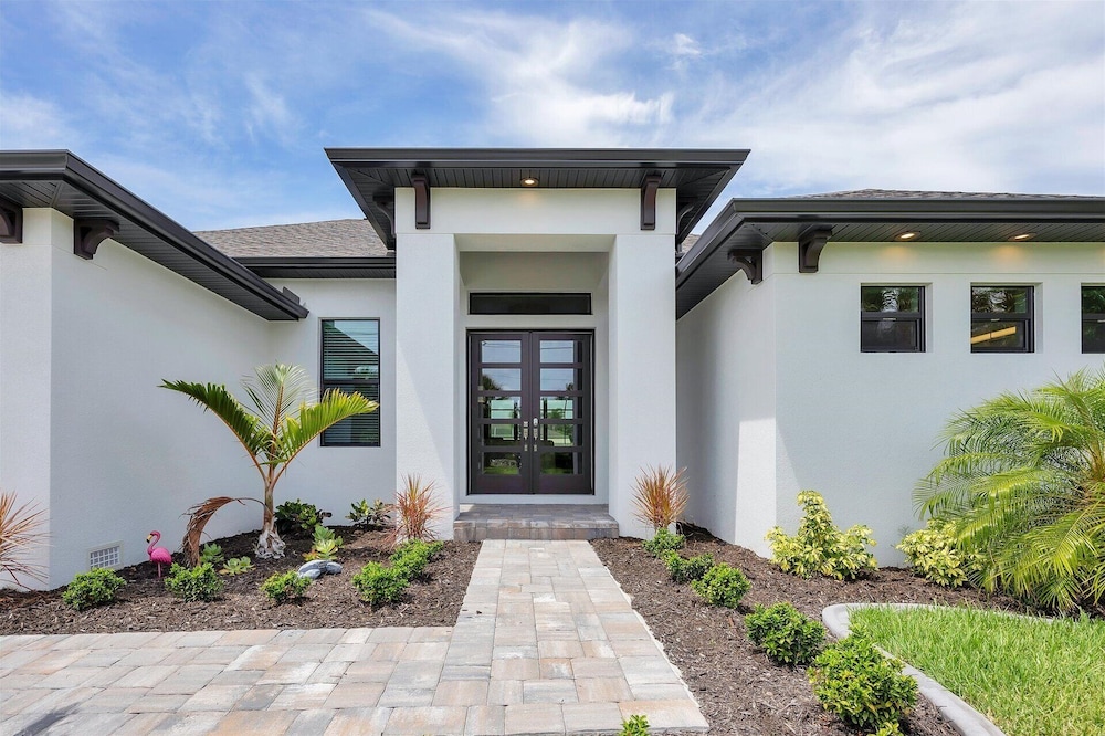 17163 Horizon Lane