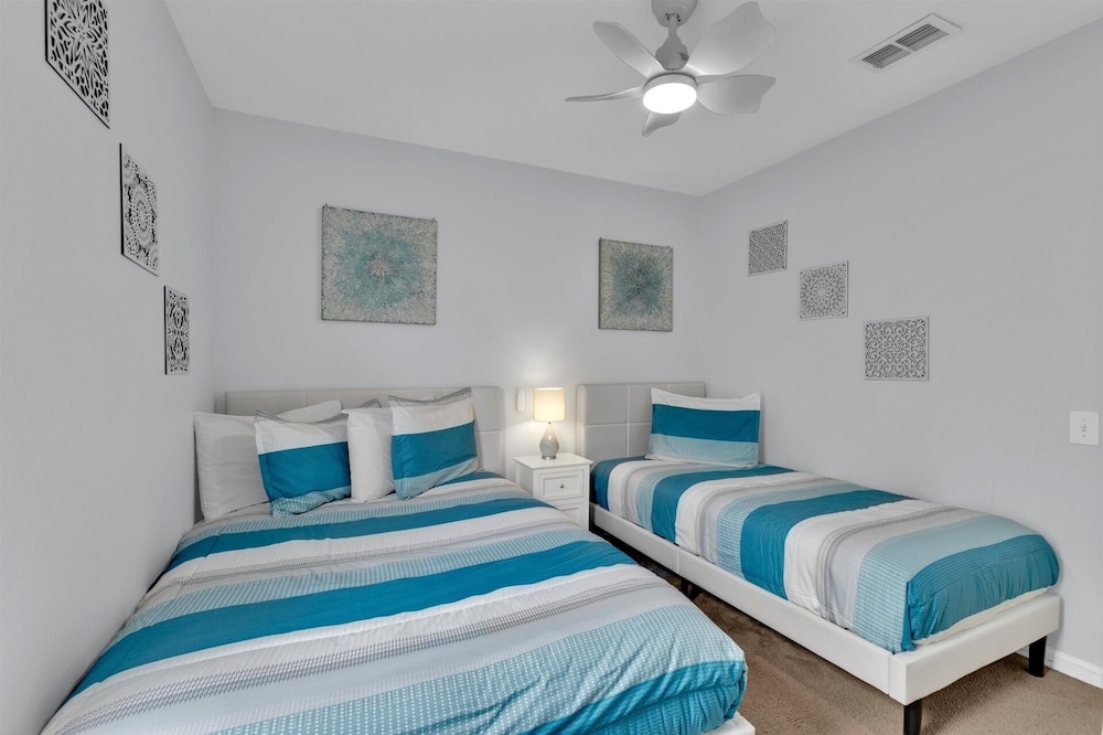 Windsor Palms Resort 4 Bedroom with Game Room 4 Home