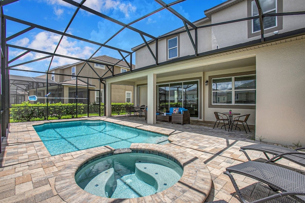 Solara Resort 6 Bedroom Private Pool + Spa Home 6 Home