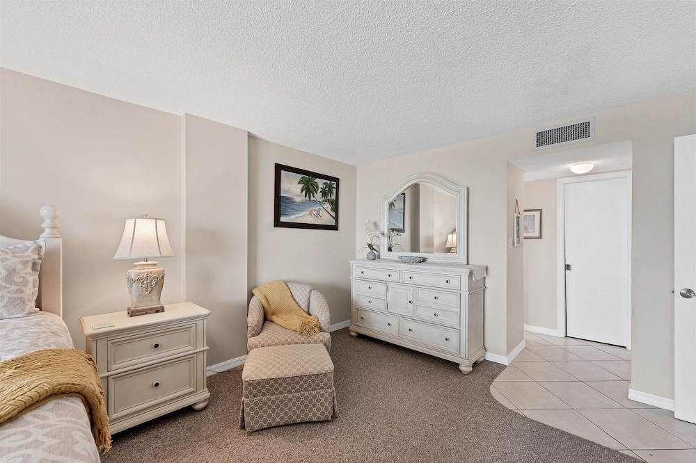 Anchorage Resort Top Floor 2 Bedroom Condo with Gulf Views 2 Condo