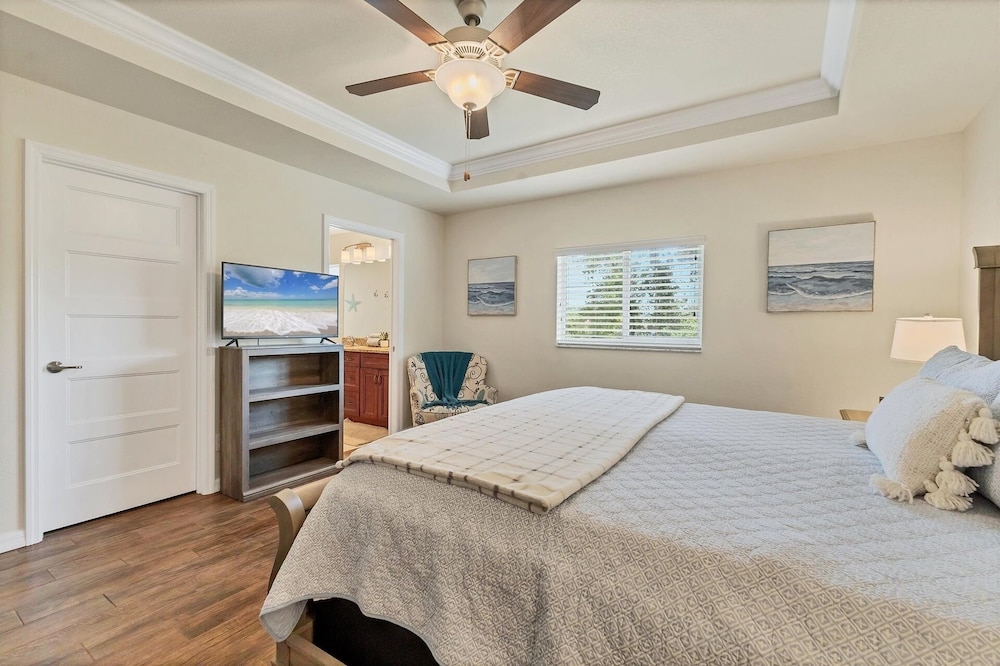 South Gulf Cove 3 Bedroom Canal Pool Home 3 Home