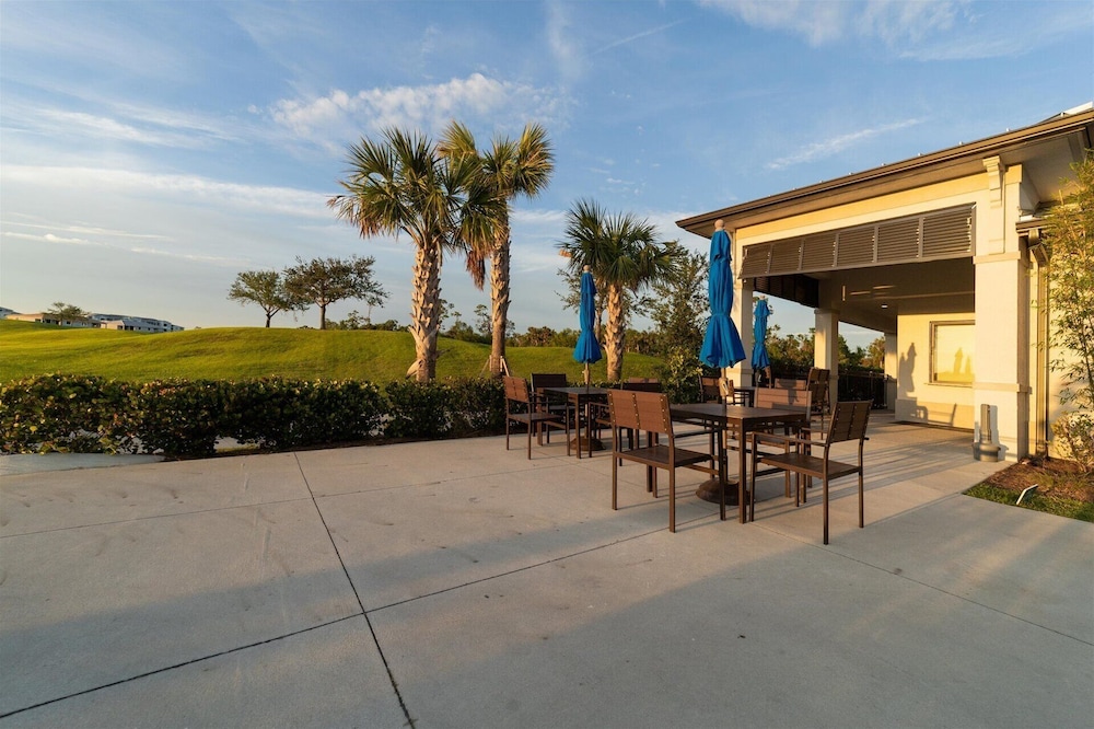 14261 Heritage Landing Blvd #1625