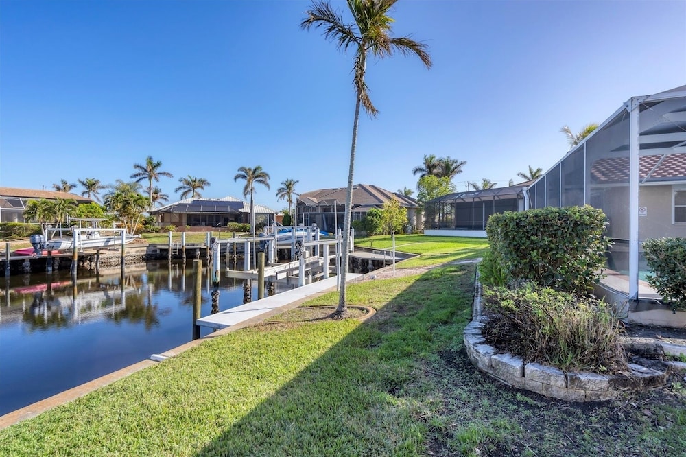 Punta Gorda 3-Bedroom Canalfront Pool Home with Dock 3 Home