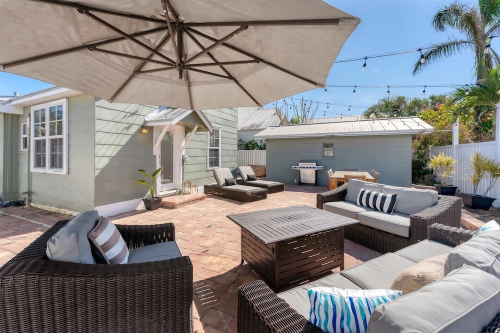 Downtown Historic Punta Gorda Loft W Incredible Outdoor Space 1 Bedroom Apts
