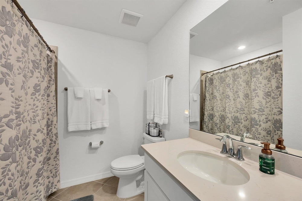 14191 Heritage Landing Blvd #1211