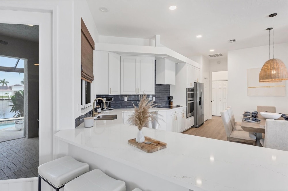 Punta Gorda 3-Bedroom Canalfront Vacation Home with Dock 3 Home