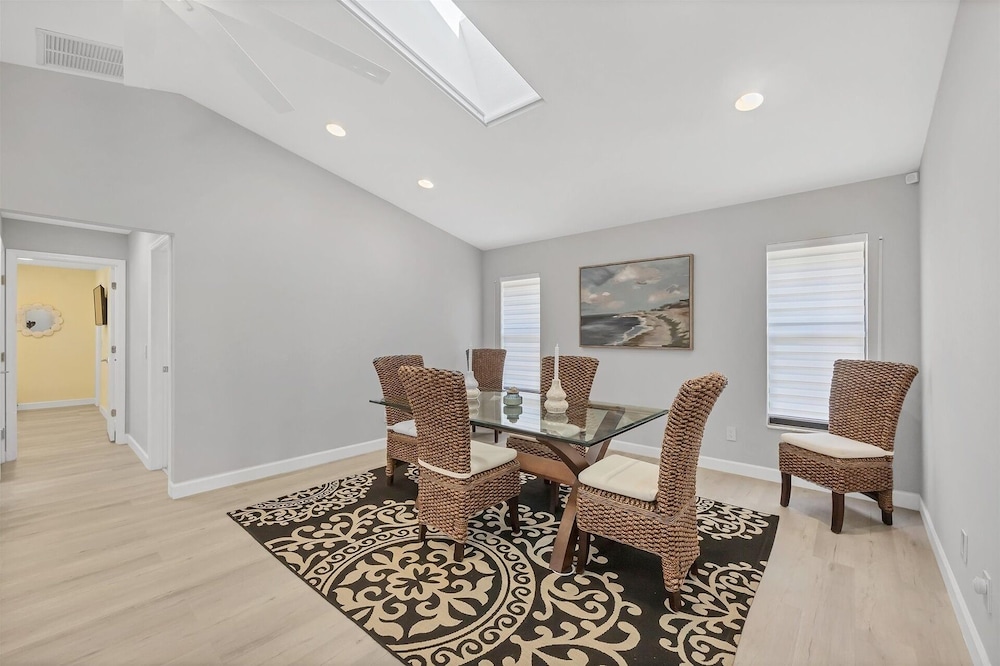 Punta Gorda Isles 3-Bedroom Canal-front Pool Home with Dock 3 Home