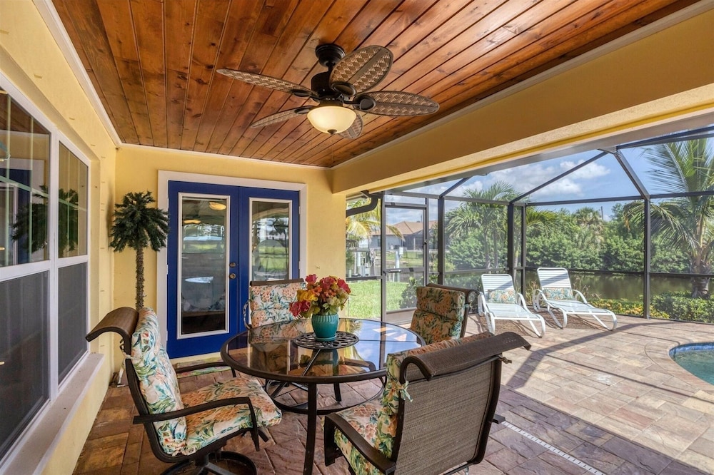 South Gulf Cove 3 Bedroom Canal Pool Home 3 Home