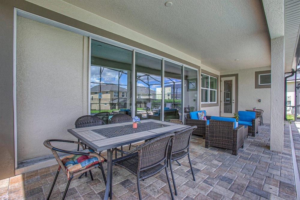 1749 Caribbean View Terrace