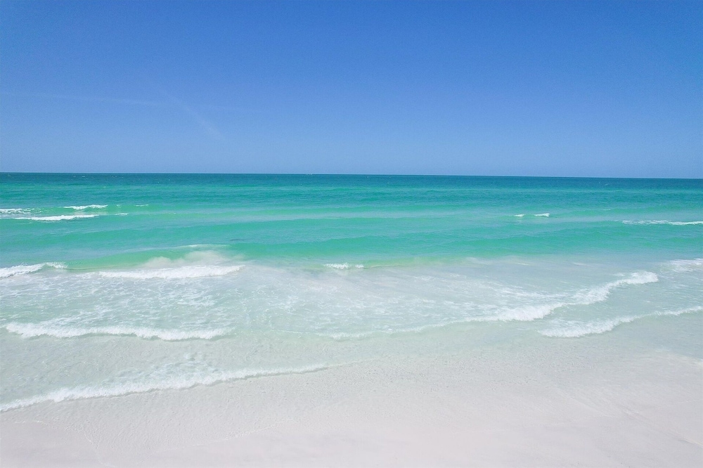 Anchorage Resort Top Floor 2 Bedroom Condo with Gulf Views 2 Condo