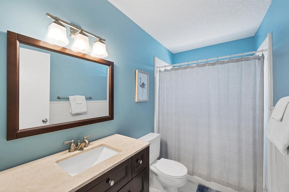 Harbor Heights Private Pool Vacation Home On Canal With Bbq And Dock 2 Bedroom Home