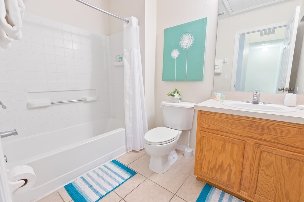 Emerald Island Resort 3 Bedroom Townhome Close to Disney! 3 Townhouse