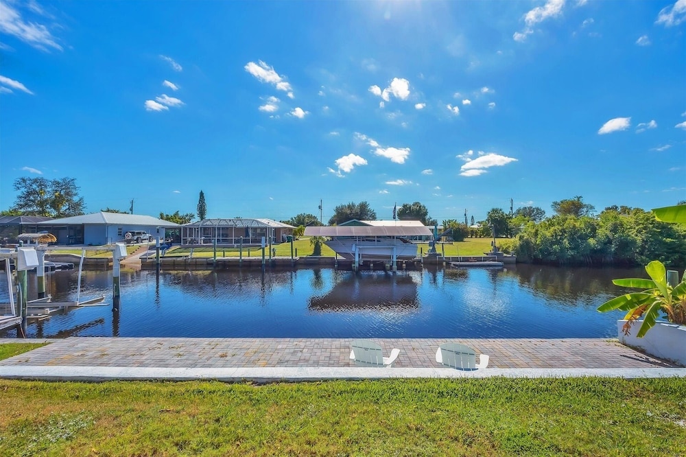 Harbor Heights Private Pool Vacation Home On Canal With Bbq And Dock 2 Bedroom Home