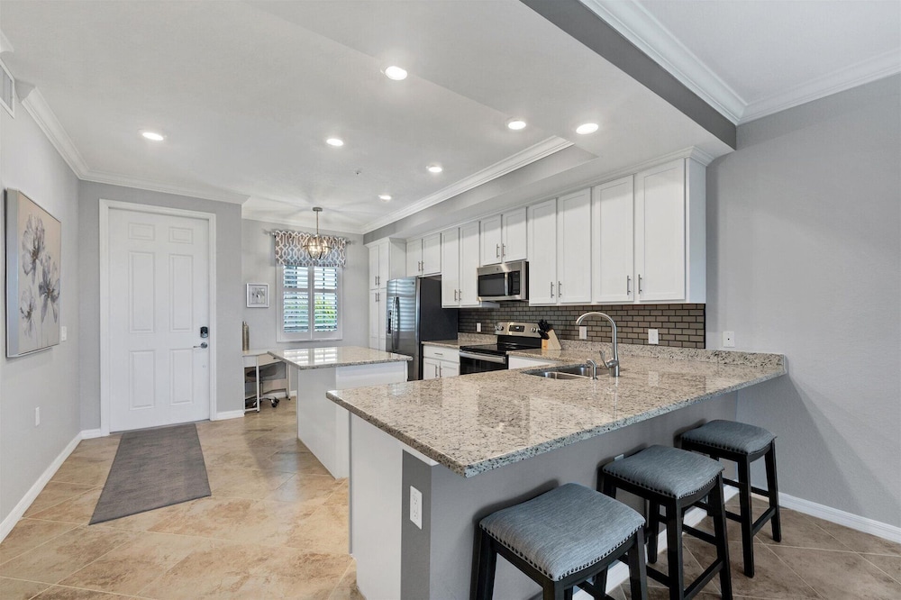 14071 Heritage Landing Blvd 324