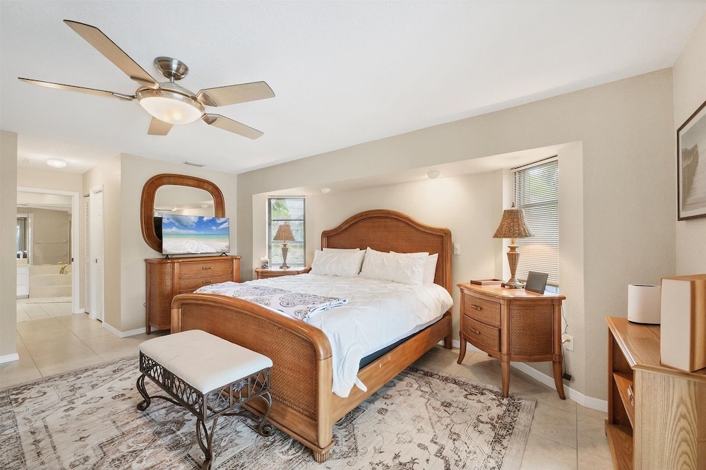 Punta Gorda Isles 3-Bedroom Canal-front Pool Home with Dock 3 Home