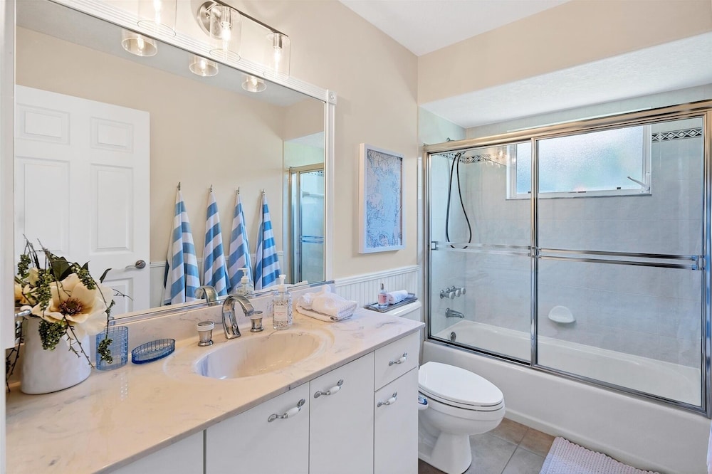 Punta Gorda Isles 3 Bedroom Pool+Hot Tub Home 2 Home