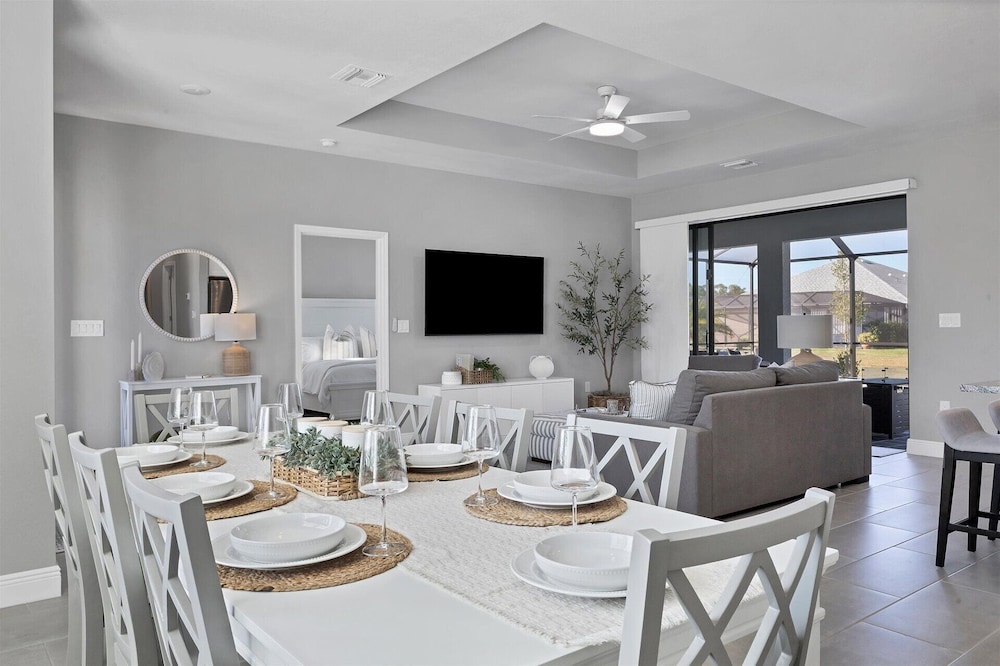25499 Doredo Drive