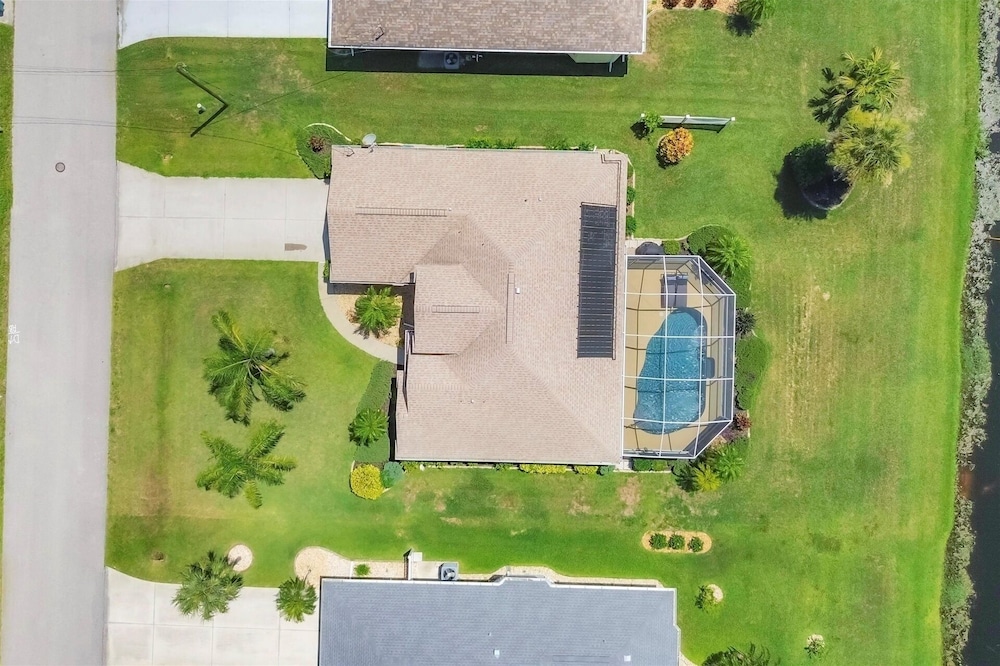 Rotonda West Private Pool Vacation Home On Canal 3 Bedroom Home