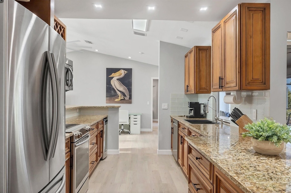 Punta Gorda Isles 3-Bedroom Canal-front Pool Home with Dock 3 Home