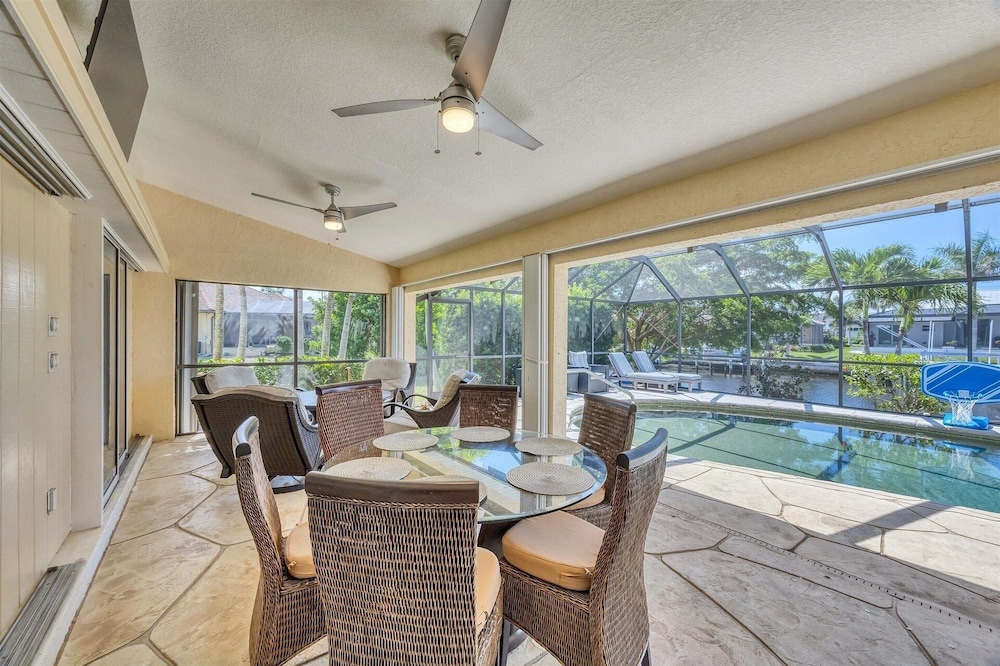 Punta Gorda 3-Bedroom Canalfront Vacation Home with Dock 3 Home