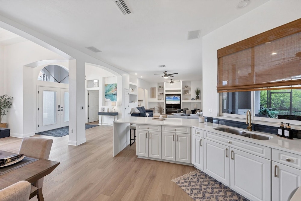 Punta Gorda 3-Bedroom Canalfront Vacation Home with Dock 3 Home