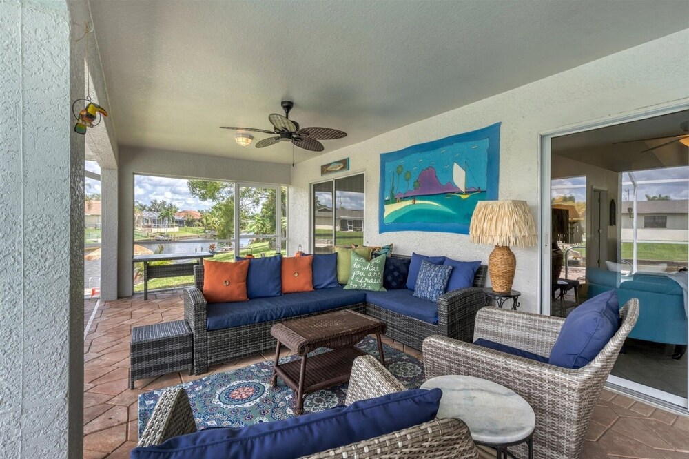 Cape Coral 3-Bedroom Canalfront Pool Vacation Home with Dock 3 Home
