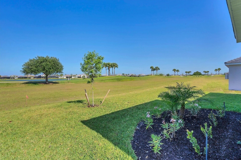 Heritage Landing Golf Club - Private 3 Bedroom Home - Amenities Included! 3 Home