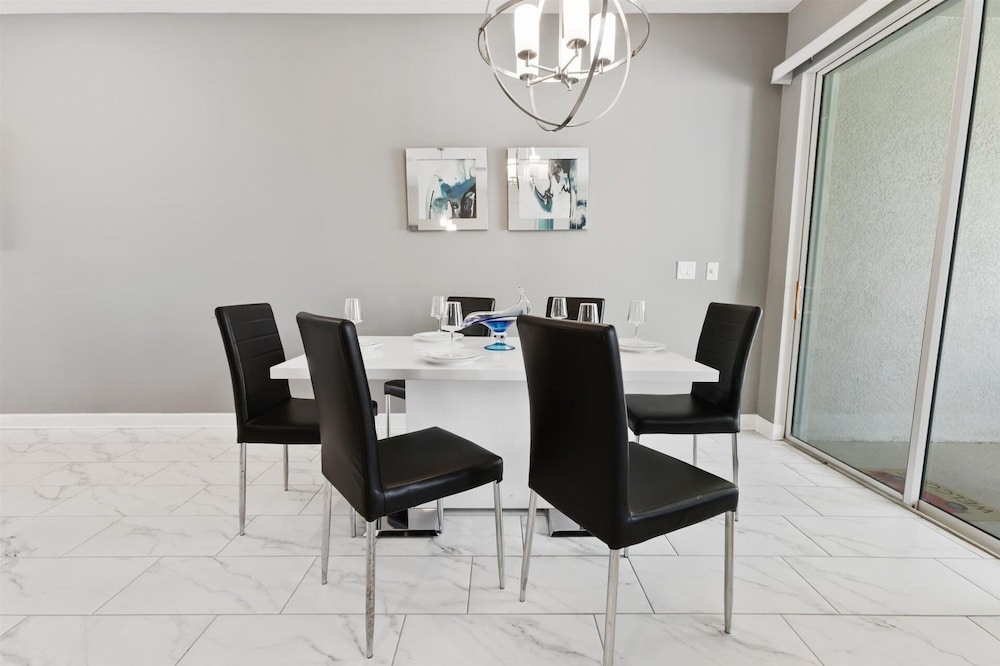 Championsgate Resort 4 Bedroom Townhome with Pool 4 Townhouse