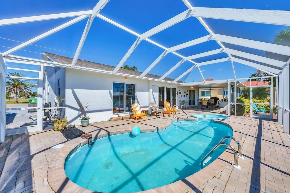 Harbor Heights Private Pool Vacation Home On Canal With Bbq And Dock 2 Bedroom Home