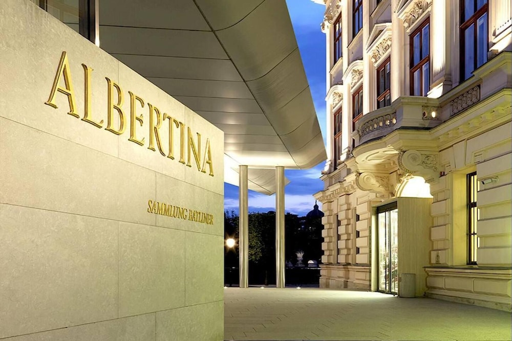 Cozy Designer 1BD Apartment in Heart of Vienna