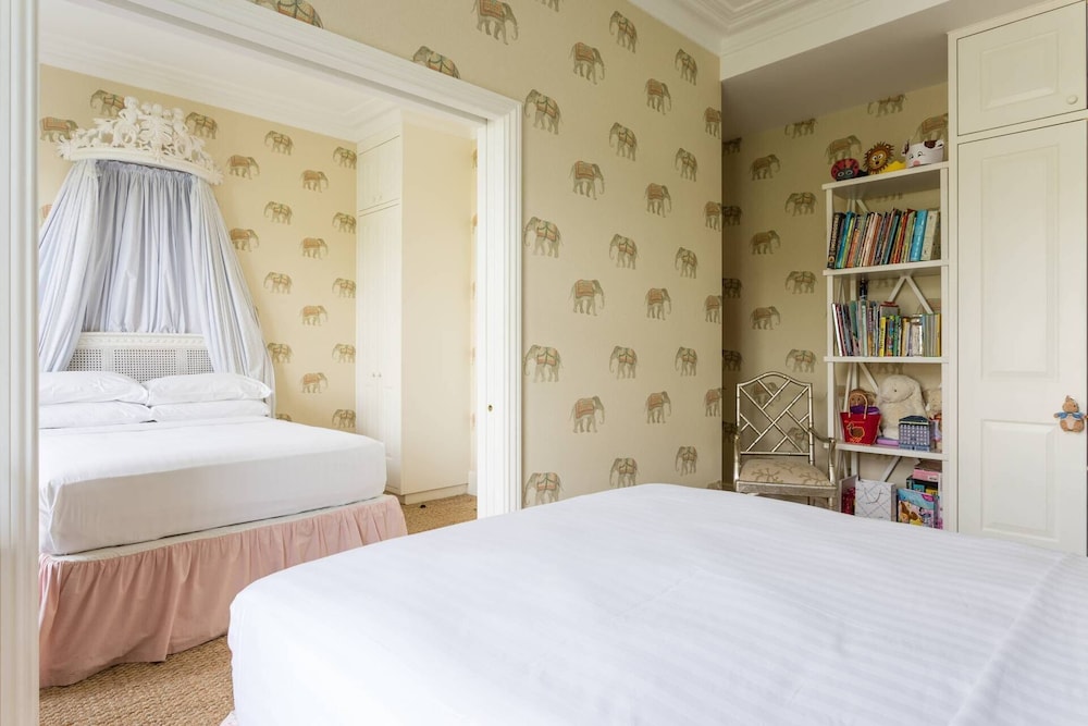 Brunswick Gardens II by Onefinestay