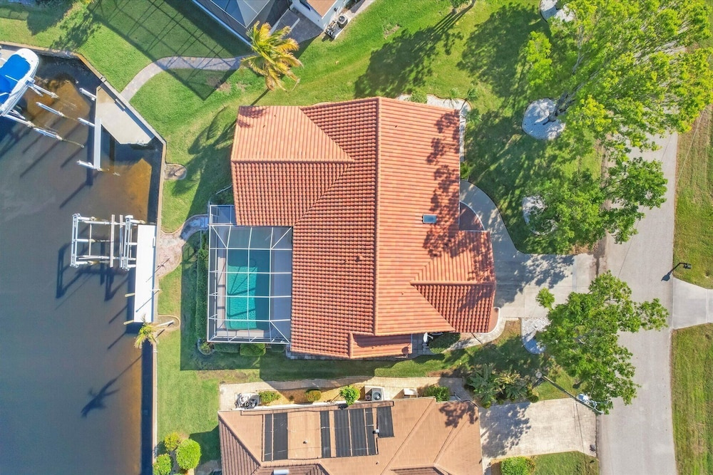 1406 Surfbird Court