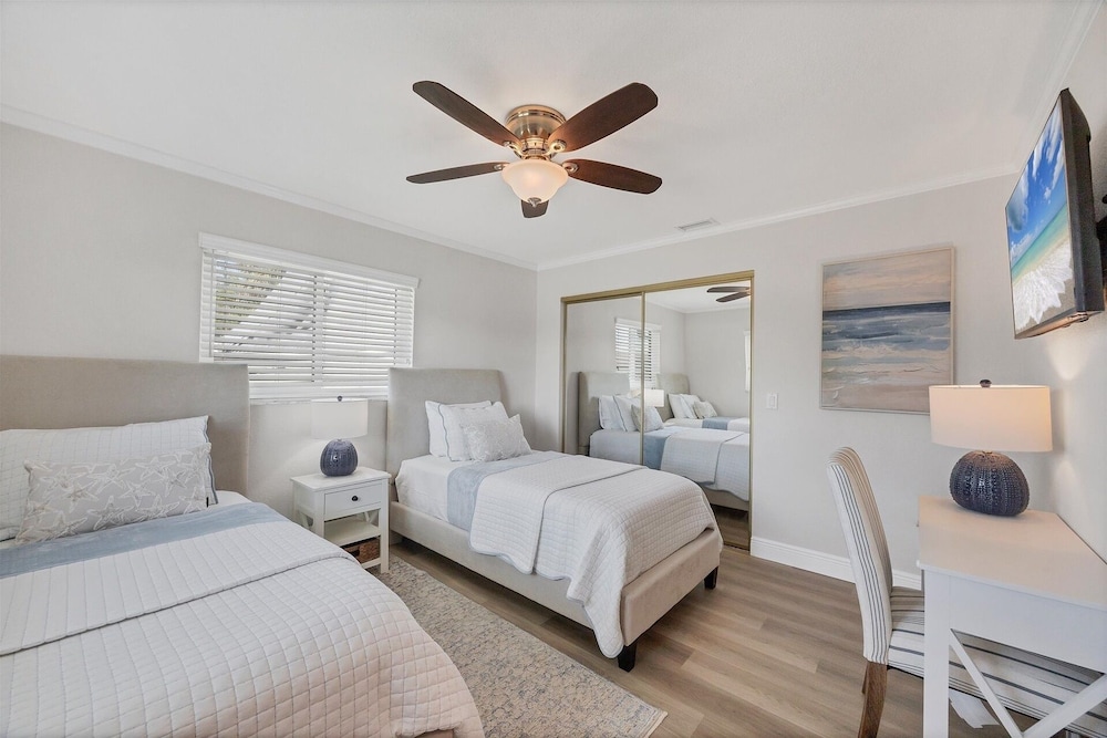 Port Charlotte 3 Bedroom Pool+Spa Vacation Home on Canal 3 Home