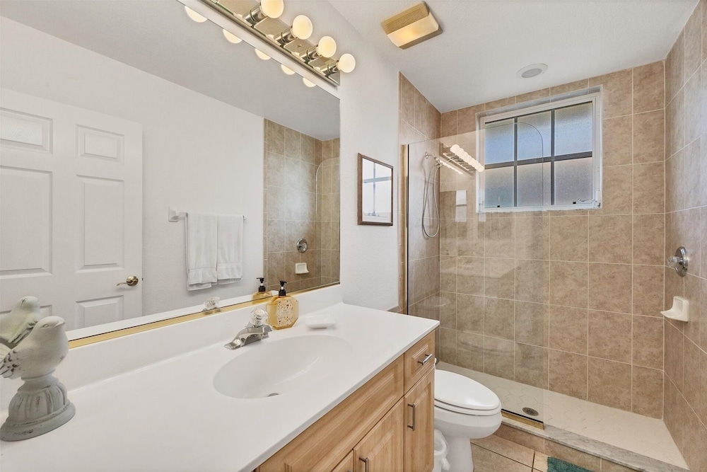 Port Charlotte 4 Bedroom Pool Vacation Home on Canal 4 Home