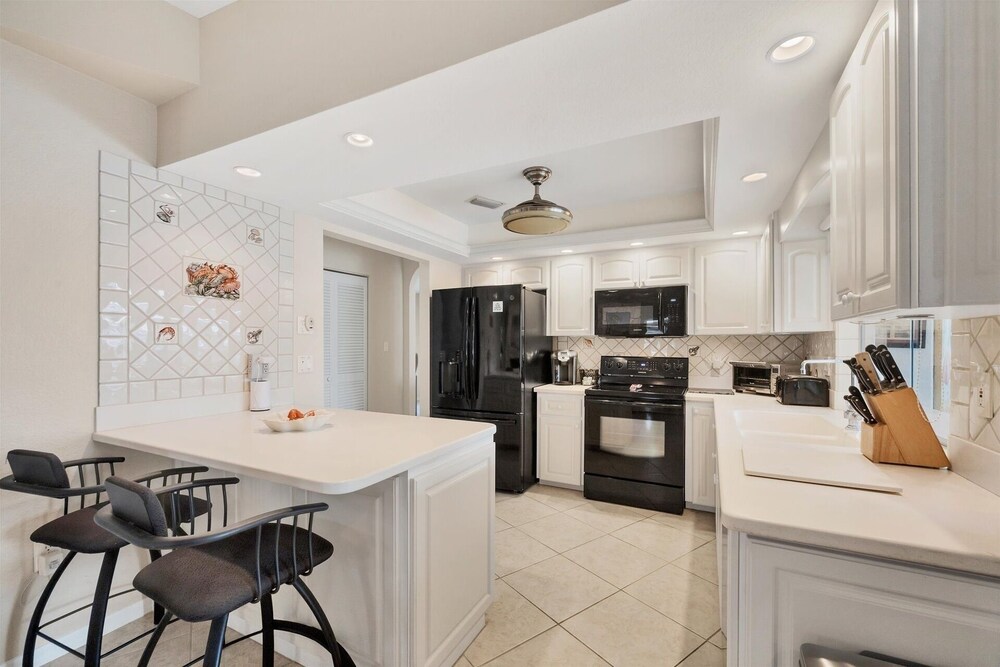 Punta Gorda Isles 3-Bedroom Canal-front Pool Home with Dock 3 Home