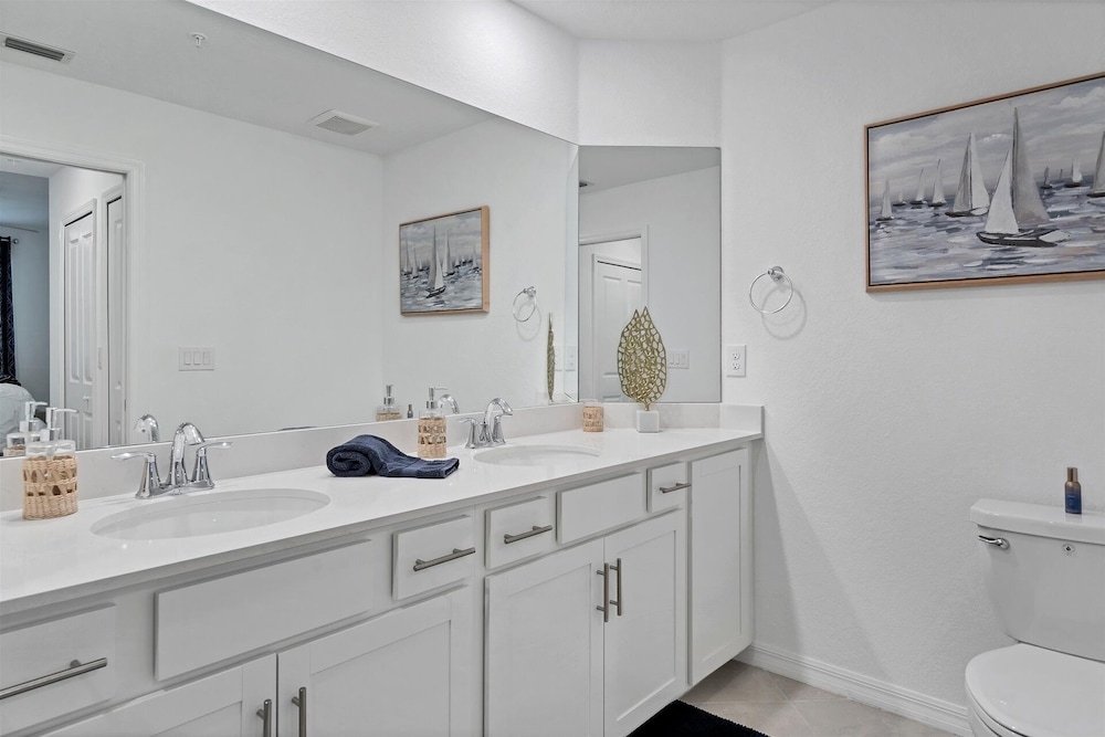 Heritage Landing Golf Club 27 night minimum 2 Bedroom Condo 2 Condo