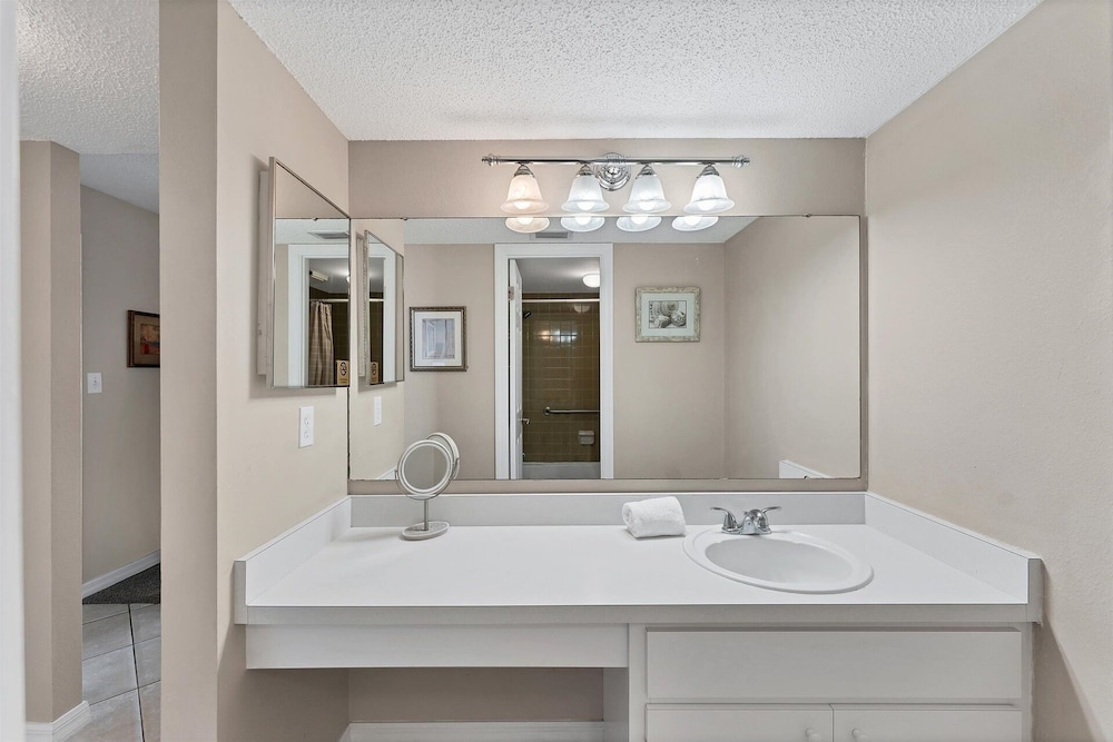 Anchorage Resort Top Floor 2 Bedroom Condo with Gulf Views 2 Condo
