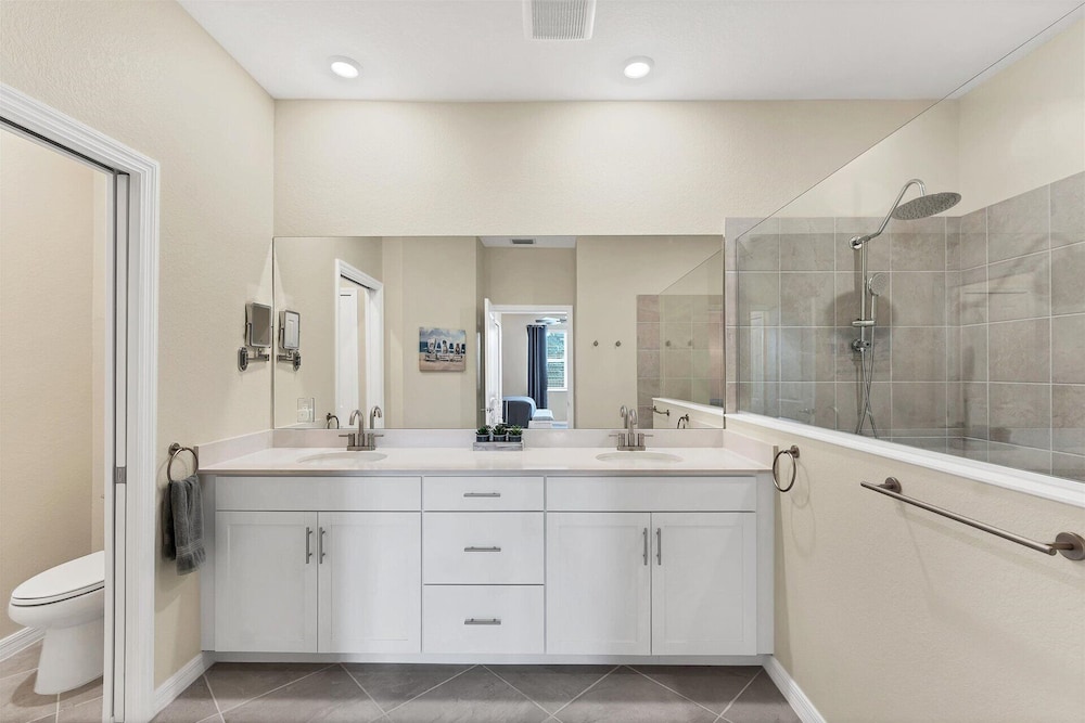 14843 Birchwood Court