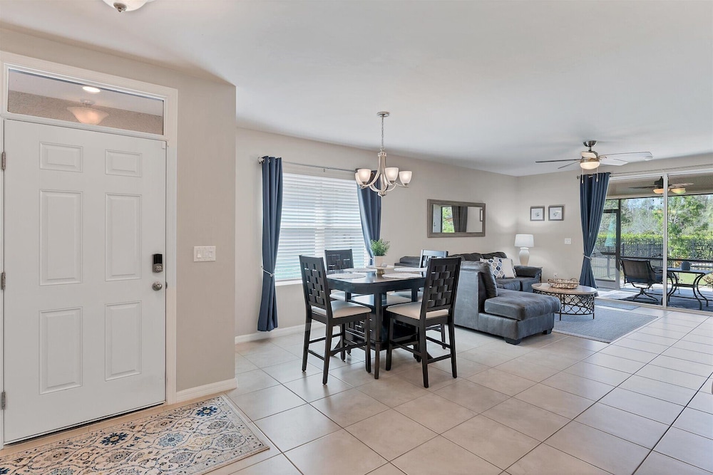 25128 East Lenox Circle