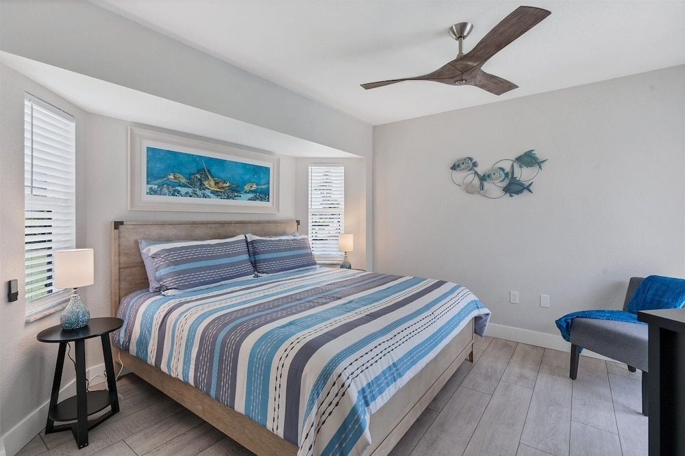 Punta Gorda 3-Bedroom Canalfront Pool Vacation Home with Dock 3 Home