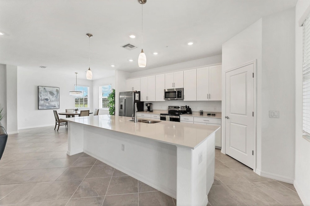 27-night Min 3 Bdrm 2nd Heritage Landing Social Transfer Included! 3 Bedroom Townhouse