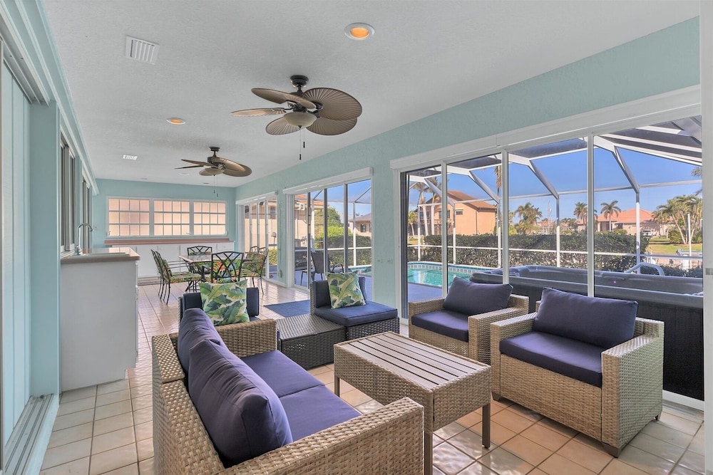 Punta Gorda 3-Bedroom Canalfront Pool Home with Dock 3 Home