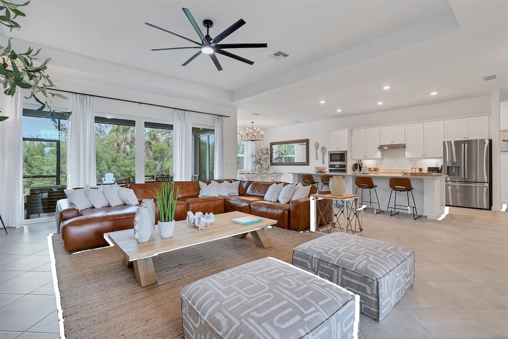 South Gulf Cove 3 Bedroom Private Home with Hot Tub 3 Home