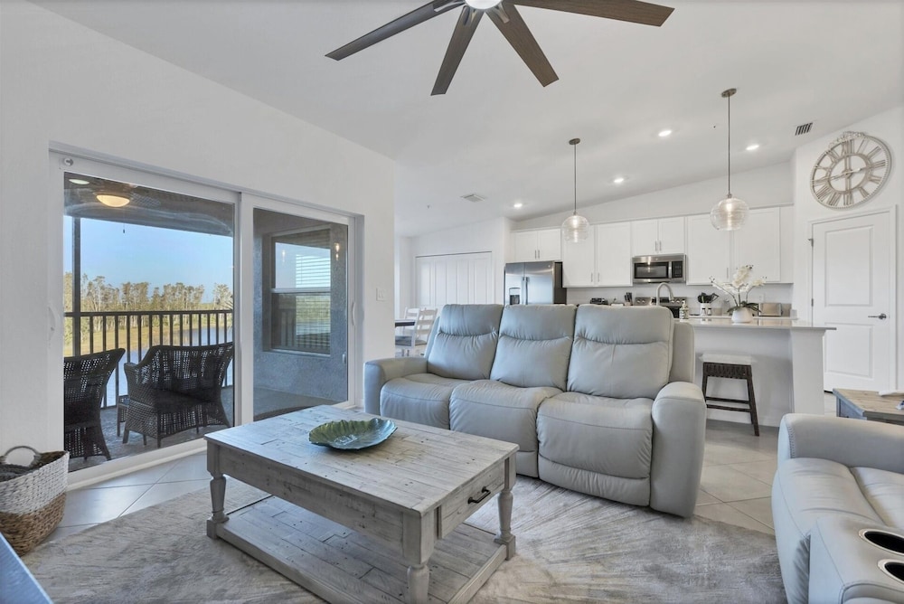 Heritage Landing Golf Club 27 night minimum 2 Bedroom Condo 2 Condo
