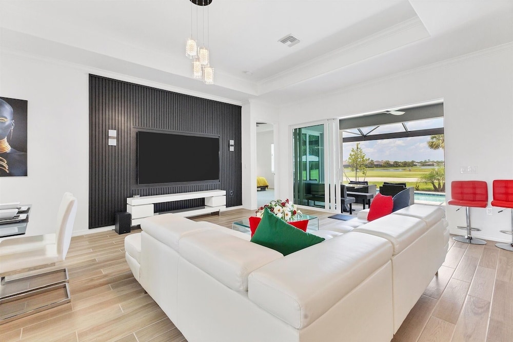 Private Pool Home With Golf Course View Heritage Landing Golf Resort - 30 Night Minimum 3 Bedroom Home