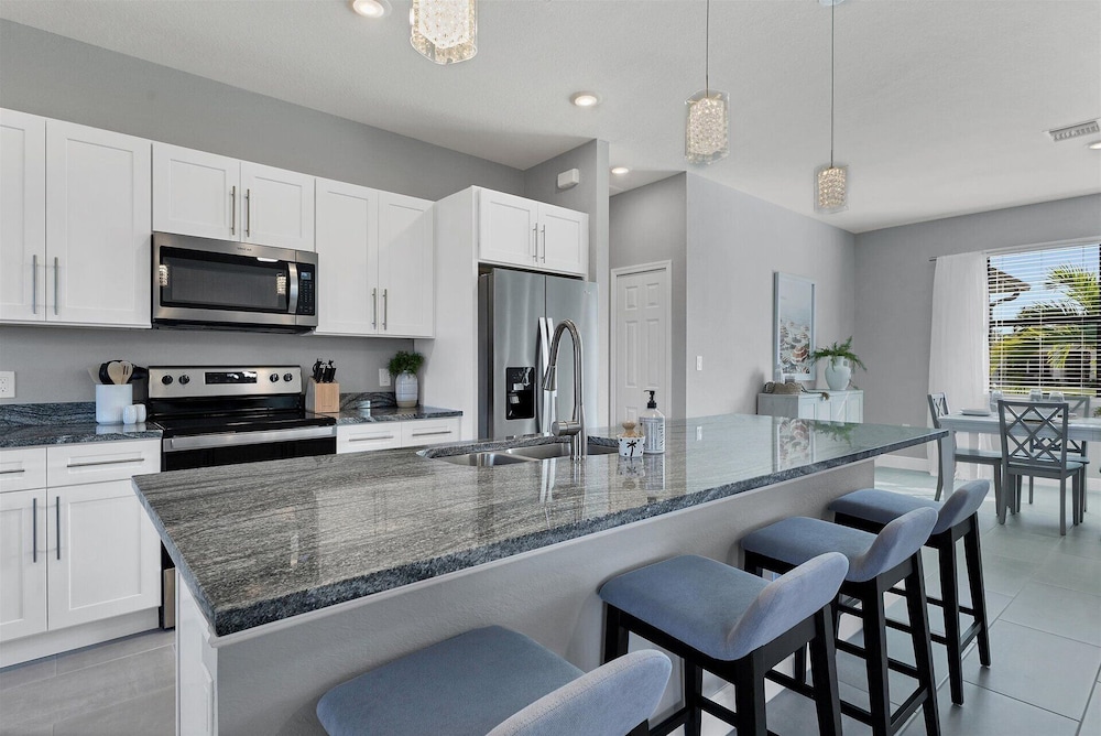 25499 Doredo Drive
